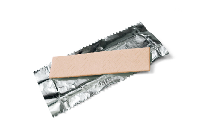 Chewing gum and wrapper
